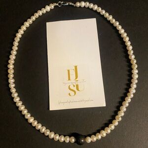 Authentic Pearl Necklace with Black onyx Accent